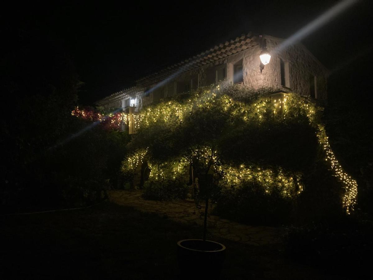 Appartement De Charme Au Calme Parking Gratuit La Colle-sur-Loup Esterno foto